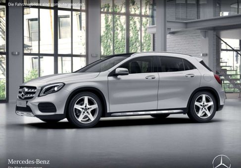 Mercedes-Benz GLA 180, 2020
