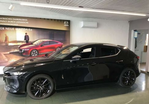 Mazda 3, 2022
