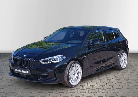 BMW 120, 2020