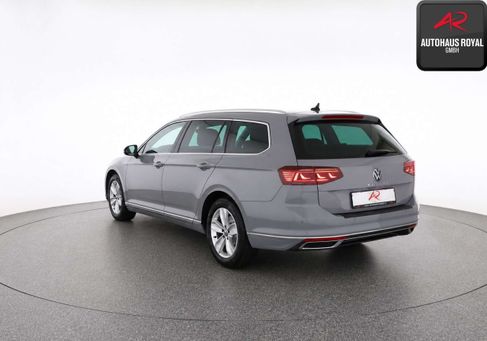 Volkswagen Passat, 2023