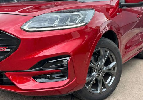 Ford Kuga, 2021