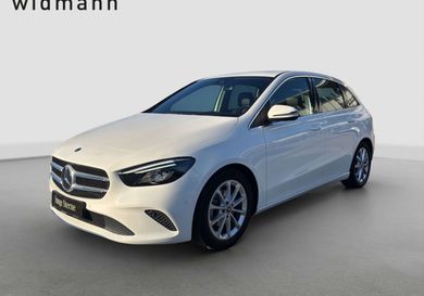 Mercedes-Benz B 180, 2020