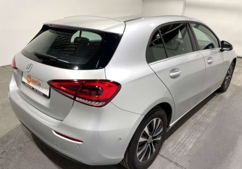 Mercedes-Benz A 200, 2021