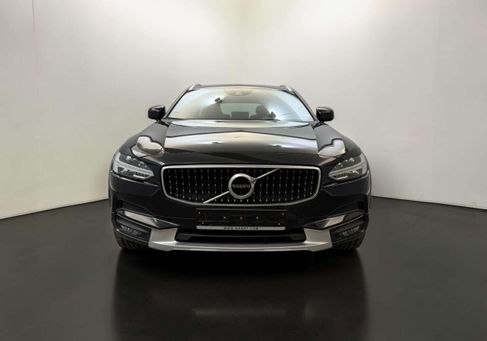 Volvo V90 Cross Country, 2019