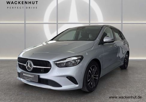 Mercedes-Benz B 180, 2024