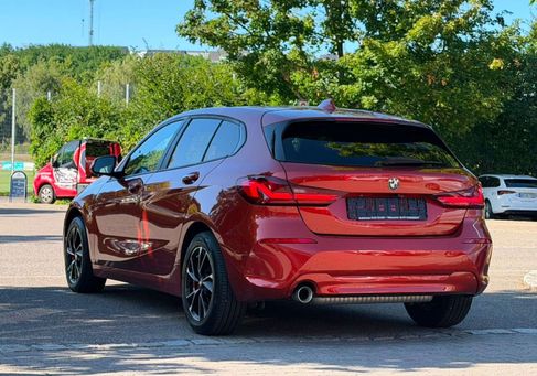 BMW 116, 2021