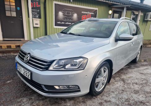 Volkswagen Passat Variant, 2012