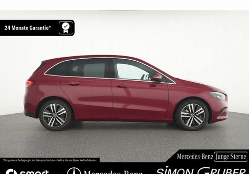 Mercedes-Benz B 250, 2022 3
