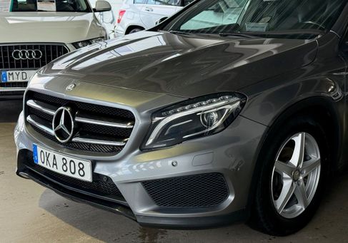 Mercedes-Benz GLA 180, 2016