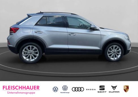 Volkswagen T-Roc, 2022