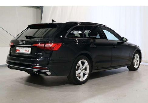 Audi A4, 2023