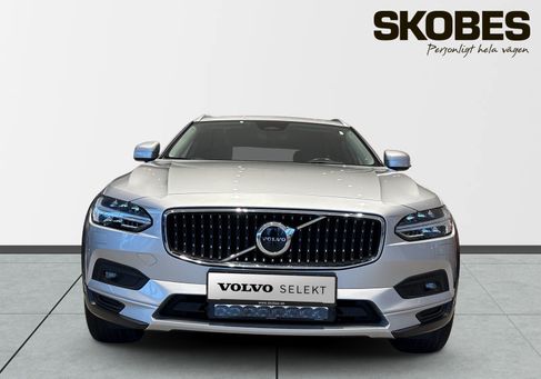 Volvo V90 Cross Country, 2022