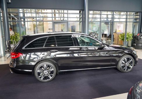 Mercedes-Benz C 300, 2019