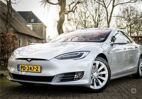 Tesla Model S, 2017