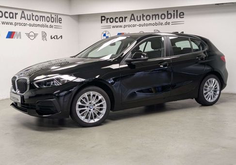 BMW 118, 2023