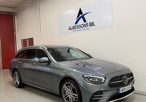 Mercedes-Benz E 300, 2022 3