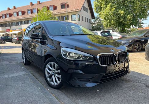 BMW 218, 2022 3