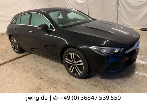 Mercedes-Benz CLA 220, 2022