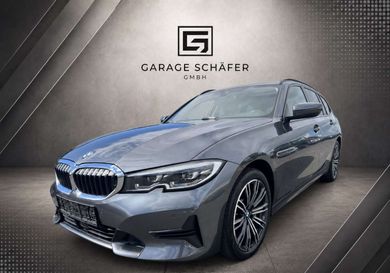 BMW 330, 2021