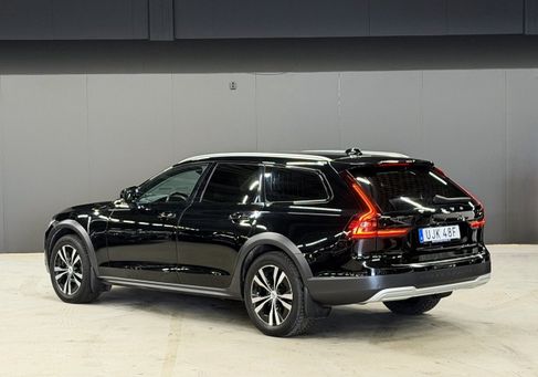 Volvo V90 Cross Country, 2022