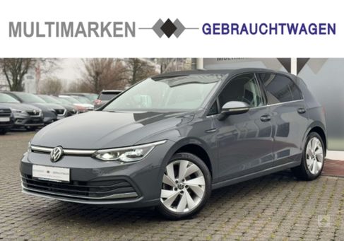 Volkswagen Golf, 2022