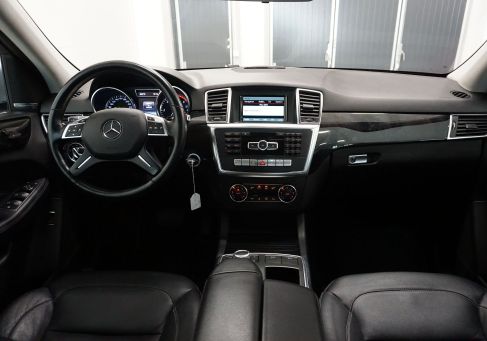 Mercedes-Benz ML 350, 2014
