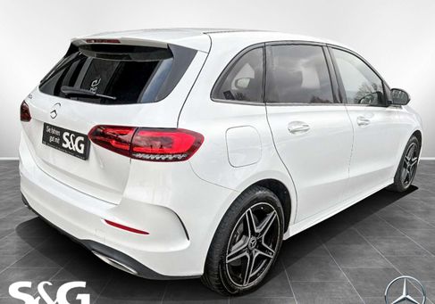 Mercedes-Benz B 250, 2022