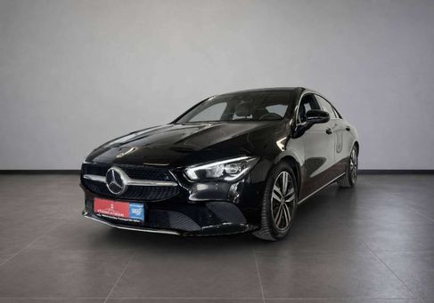 Mercedes-Benz CLA 180, 2022