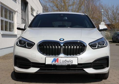 BMW 118, 2023