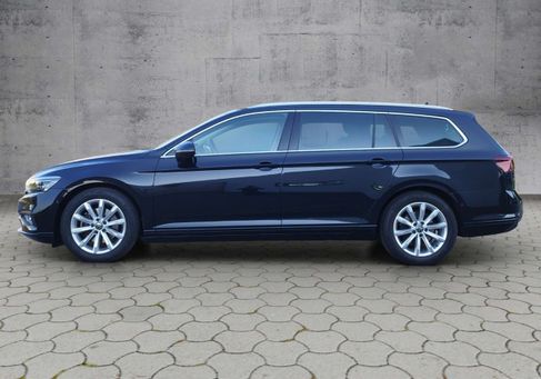 Volkswagen Passat Variant, 2023 3