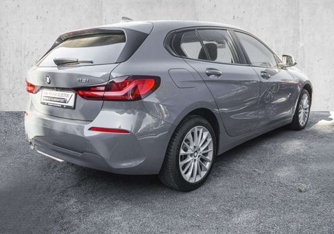 BMW 118, 2023