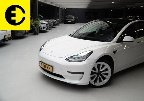 Tesla Model 3, 2021 2