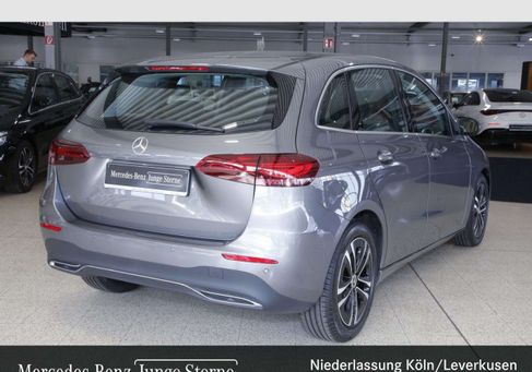 Mercedes-Benz B 200, 2026