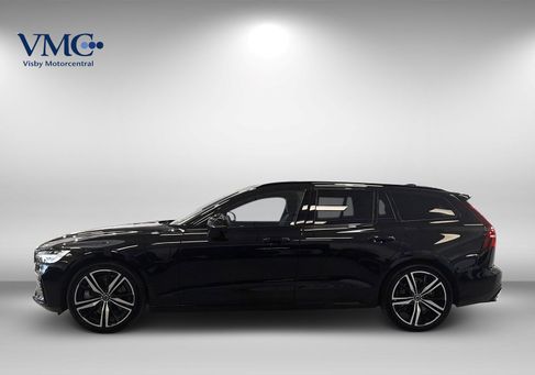 Volvo V60, 2022