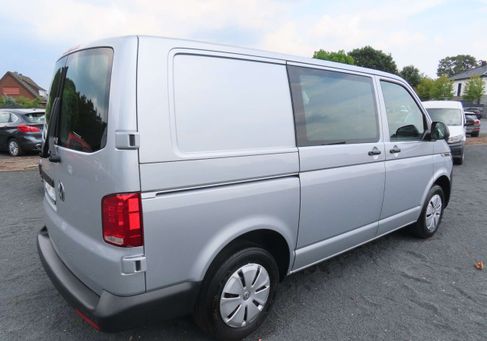 Volkswagen T6 Transporter, 2022