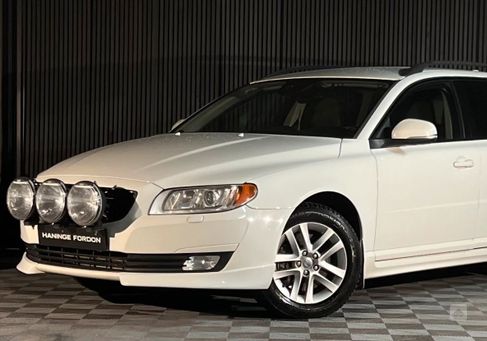 Volvo V70, 2014