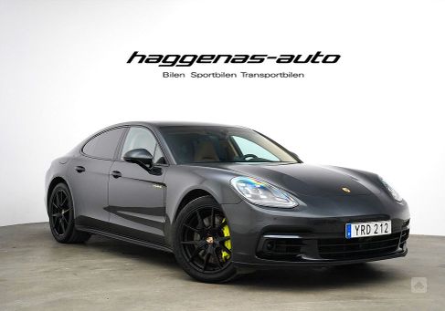 Porsche Panamera, 2018