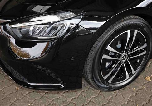 Mercedes-Benz B 200, 2024