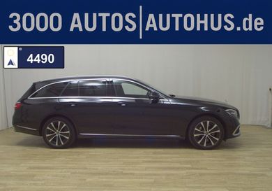 Mercedes-Benz E 300, 2022