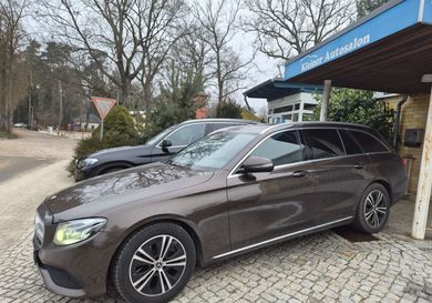 Mercedes-Benz E 200, 2017