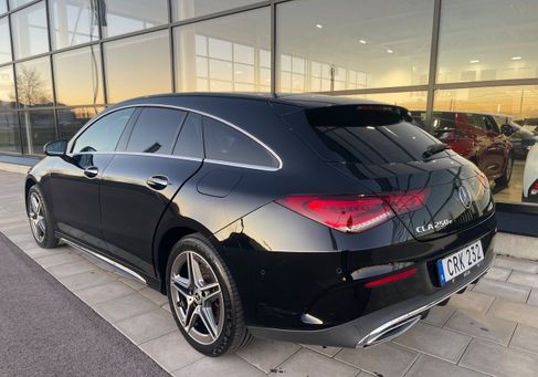 Mercedes-Benz CLA 250 Shooting Brake, 2022