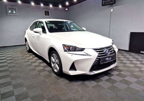 Lexus IS 300, 2019