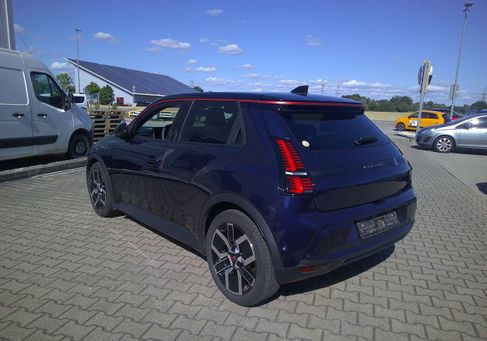 Renault R 5, 2025