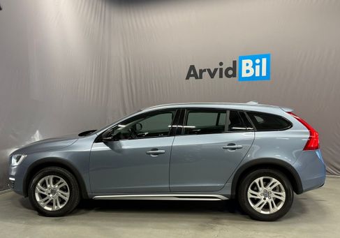 Volvo V60 Cross Country, 2017