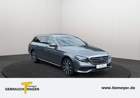 Mercedes-Benz E 300, 2020 3