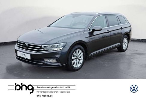 Volkswagen Passat Variant, 2022