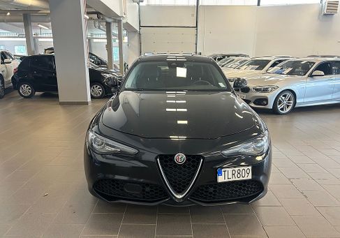 Alfa Romeo Giulia, 2018