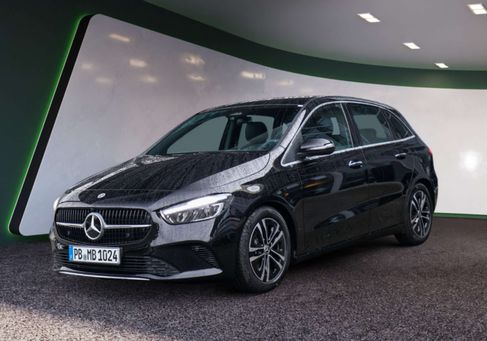Mercedes-Benz B 180, 2026