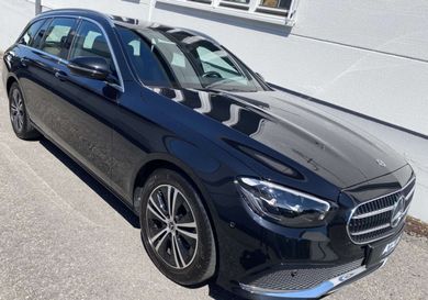 Mercedes-Benz E 220, 2022
