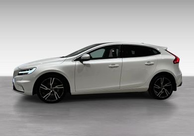 Volvo V40, 2019
